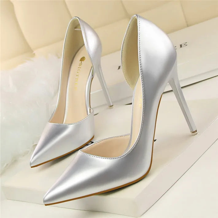 Zapatos BIGTREE para mujer: stilettos de moda en charol con punta afilada y tacón alto; ideales para el trabajo o fiestas, con diseño sexy de aberturas laterales.