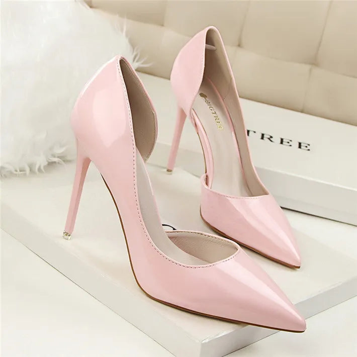 Zapatos BIGTREE para mujer: stilettos de moda en charol con punta afilada y tacón alto; ideales para el trabajo o fiestas, con diseño sexy de aberturas laterales.