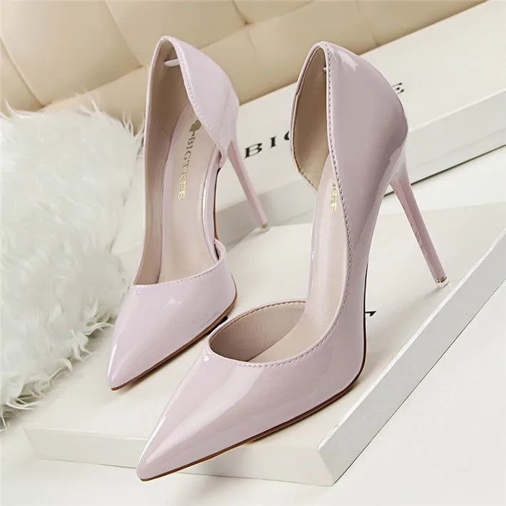 Zapatos BIGTREE para mujer: stilettos de moda en charol con punta afilada y tacón alto; ideales para el trabajo o fiestas, con diseño sexy de aberturas laterales.