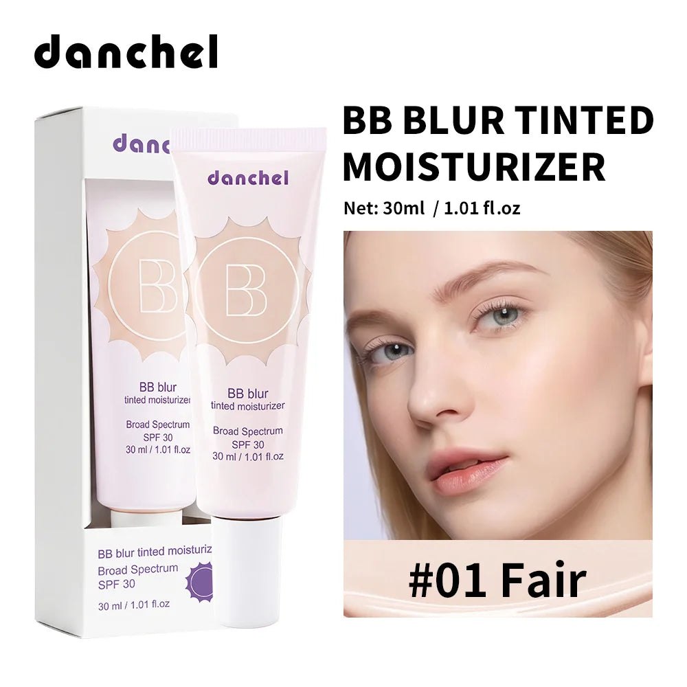 Crema hidratante con color, cobertura media, tono uniforme, protección solar ligera y maquillaje facial.