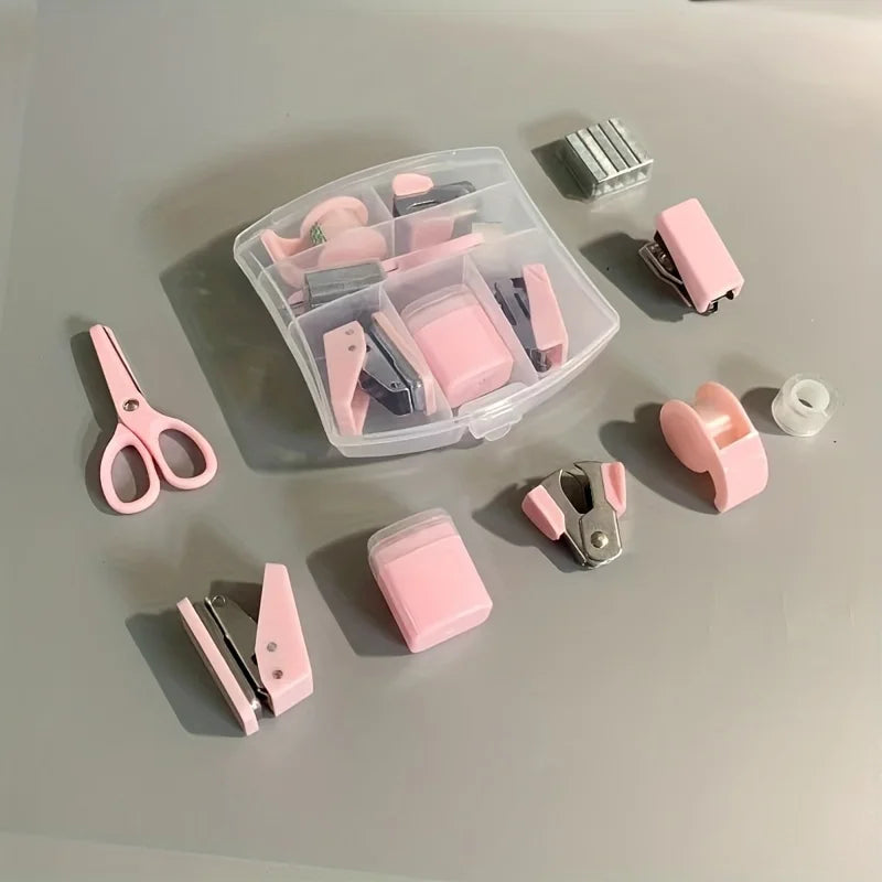 Set de 8 mini artículos de oficina con estuche portátil: incluye tijeras, cinta adhesiva, caja, estuche para lápices, perforadora y grapas.