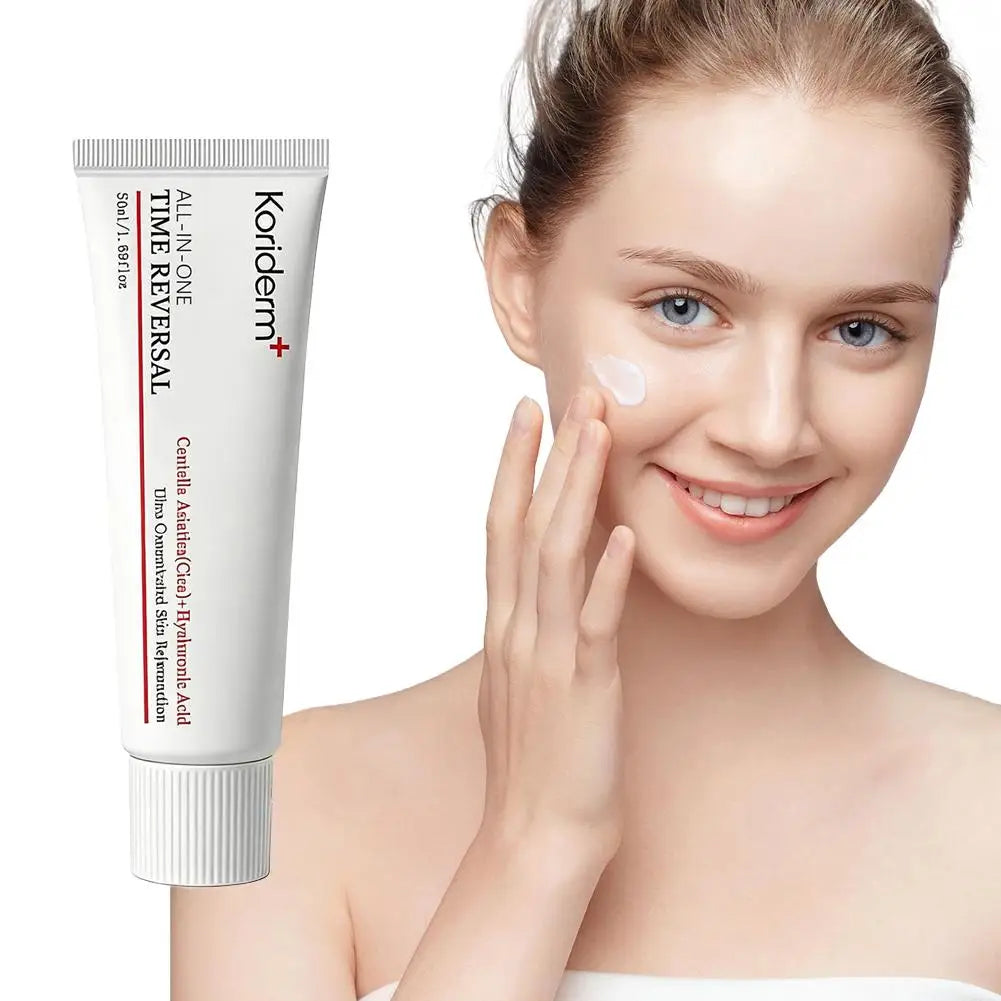 Crema hidratante facial integral Koriderm (50 ml): crema calmante y profundamente hidratante con centella asiática y ácido hialurónico.