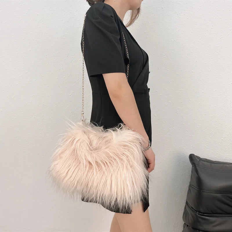 Nuevo bolso de hombro de piel sintética, estilo Y2K y moda coreana, bolso de mano de felpa suave y cálido, estilo tote peludo para invierno