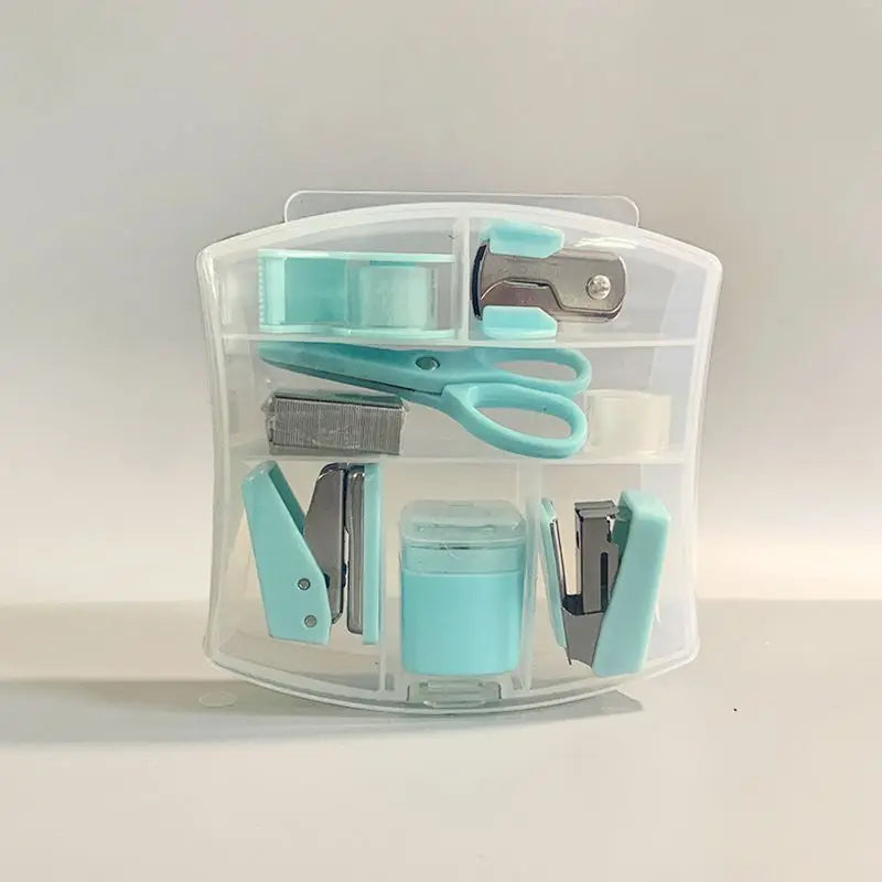 Set de 8 mini artículos de oficina con estuche portátil: incluye tijeras, cinta adhesiva, caja, estuche para lápices, perforadora y grapas.