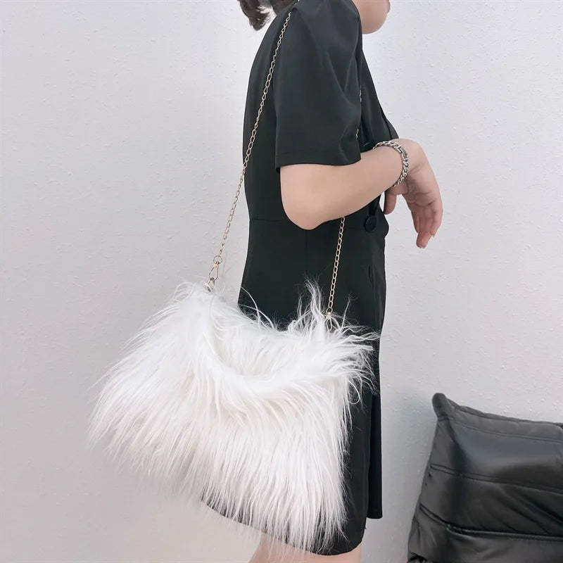 Nuevo bolso de hombro de piel sintética, estilo Y2K y moda coreana, bolso de mano de felpa suave y cálido, estilo tote peludo para invierno