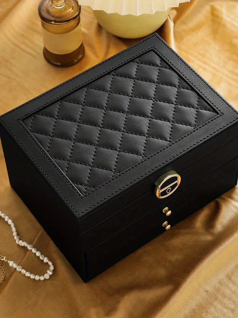 1 caja para guardar joyas (collares y pendientes); opción ideal para regalo.