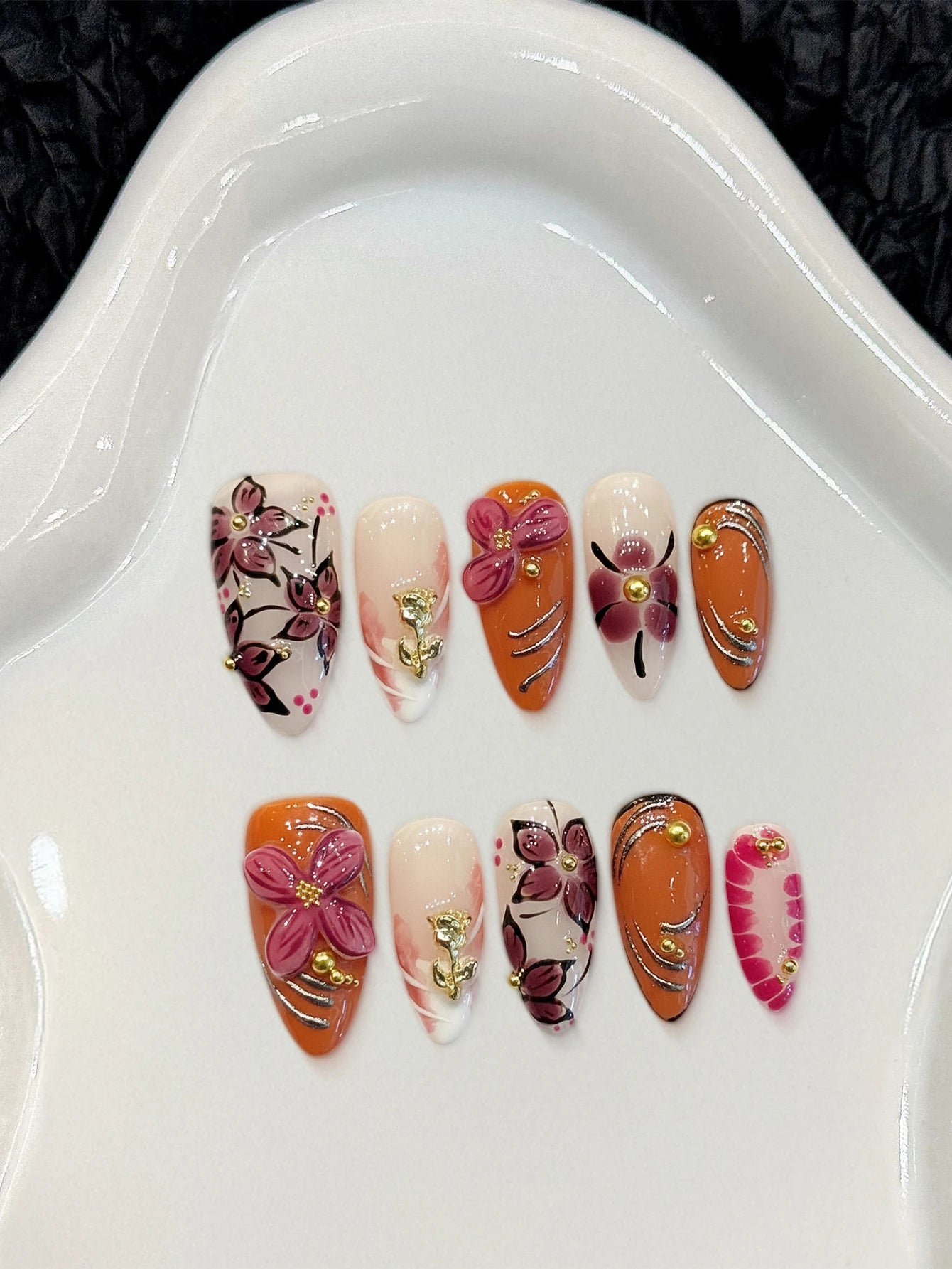 10 uñas postizas hechas a mano con decoración de pétalos tallados en 3D, estilo almendra, de fácil aplicación a presión; herramienta de manicura para mujer, uñas postizas reutilizables.