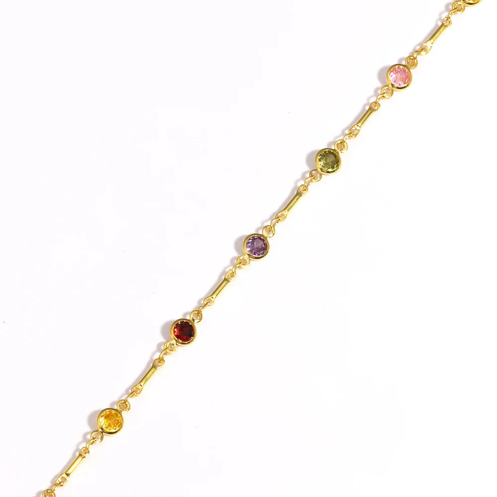 Gargantilla estilo hip hop para mujer: cadena tipo tenis con circonitas cúbicas multicolor (efecto arcoíris), acabado en tono dorado y alta calidad.