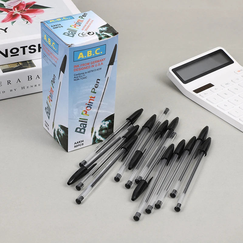 Bolígrafos de 1,0 mm (paquete de 50 o 100 unidades) en azul o negro; cuerpo de plástico. Ideales para estudiantes, regalos y material escolar u de oficina. Escritura suave y duradera.
