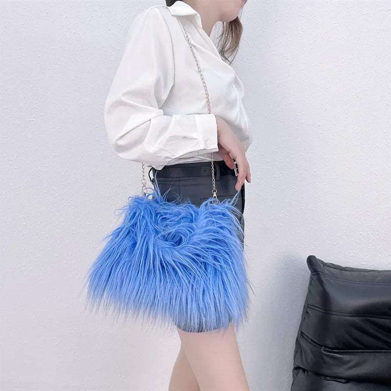 Nuevo bolso de hombro de piel sintética, estilo Y2K y moda coreana, bolso de mano de felpa suave y cálido, estilo tote peludo para invierno