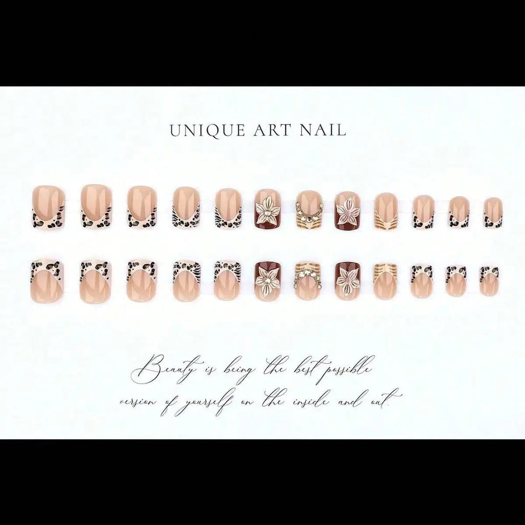 Set de 24 uñas postizas cuadradas cortas estilo francés con estampado de leopardo, flores y diseño de diamantes (estilo "Spicy Girl")
