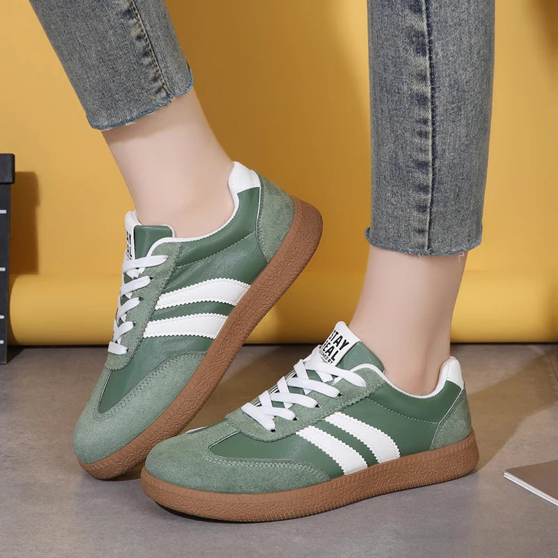Zapatillas deportivas y casuales para mujer, planas y con cordones; un modelo nuevo, cómodo, elegante y de gran éxito en ventas, ideal para primavera y otoño.