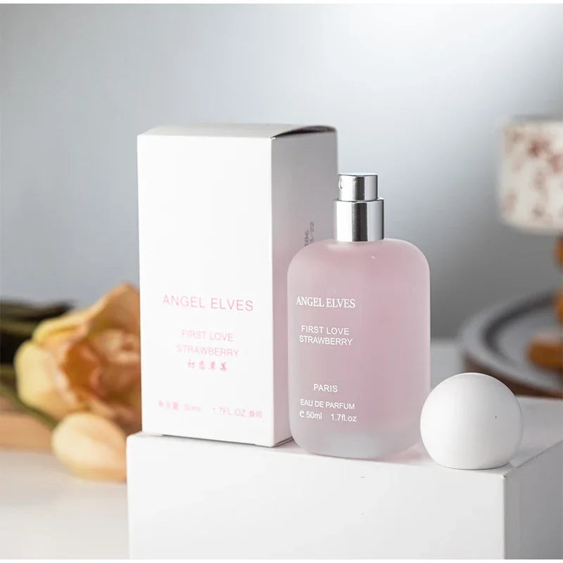Perfume de lujo para mujer "First Love": fragancia encantadora y duradera con notas de fresa, gardenia y té; un spray corporal floral, fresco y ligero.