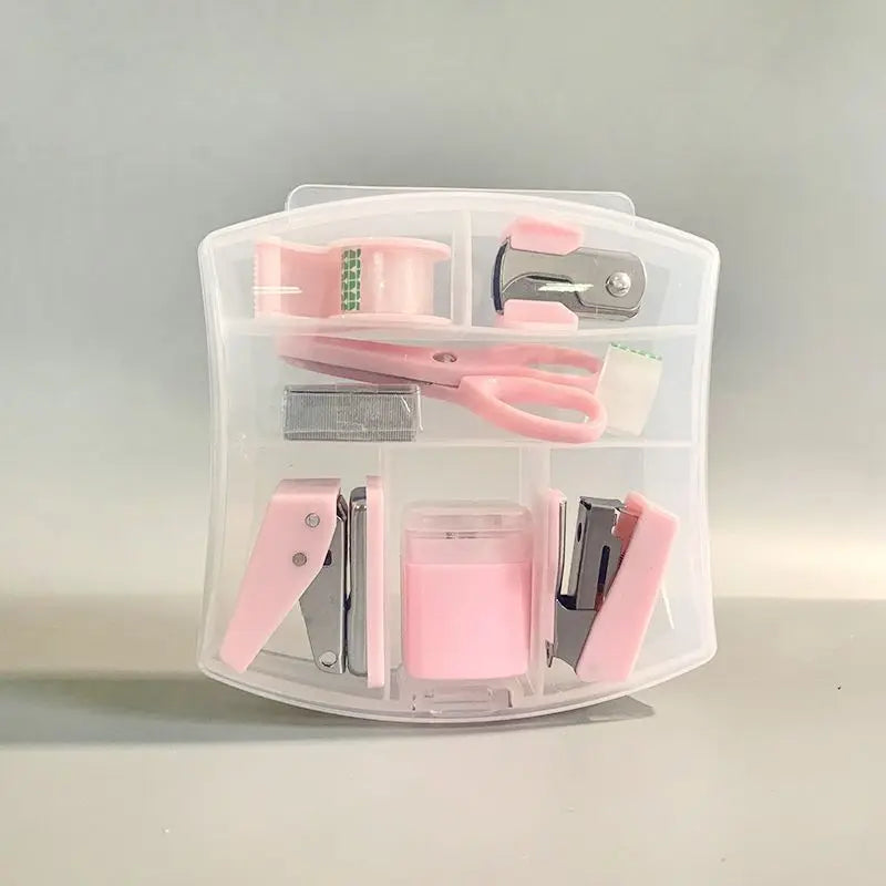 Set de 8 mini artículos de oficina con estuche portátil: incluye tijeras, cinta adhesiva, caja, estuche para lápices, perforadora y grapas.
