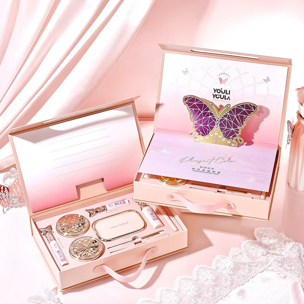 Set de maquillaje completo: labial, sombra de ojos, lápiz de cejas, BB cream tipo *cushion* y máscara de pestañas (9 piezas en caja de regalo).