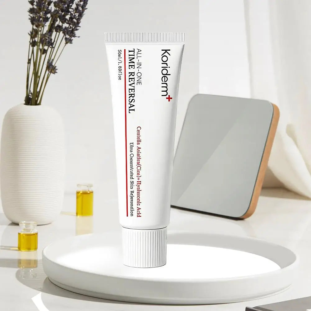 Crema hidratante facial integral Koriderm (50 ml): crema calmante y profundamente hidratante con centella asiática y ácido hialurónico.