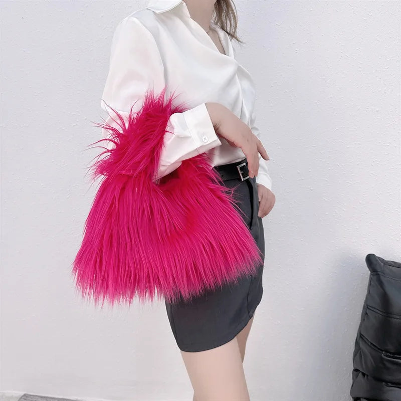 Nuevo bolso de hombro de piel sintética, estilo Y2K y moda coreana, bolso de mano de felpa suave y cálido, estilo tote peludo para invierno