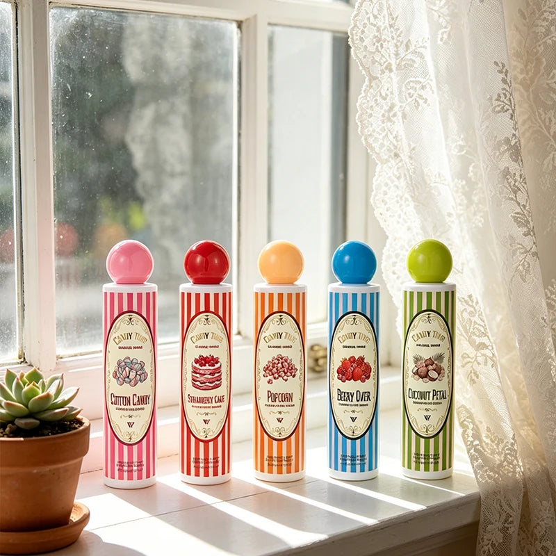 Perfume árabe Dubai Gourmand (168 ml): fragancia fresca y duradera para mujer con notas de coco, pastel de fresa, algodón de azúcar y frutas; formato en spray portátil.